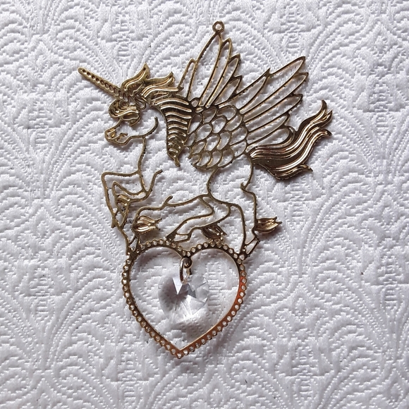 Unbranded Other - Vintage 1980's Goldtone Delicate Unicorn Ornament w/ Clear Dangle Heart